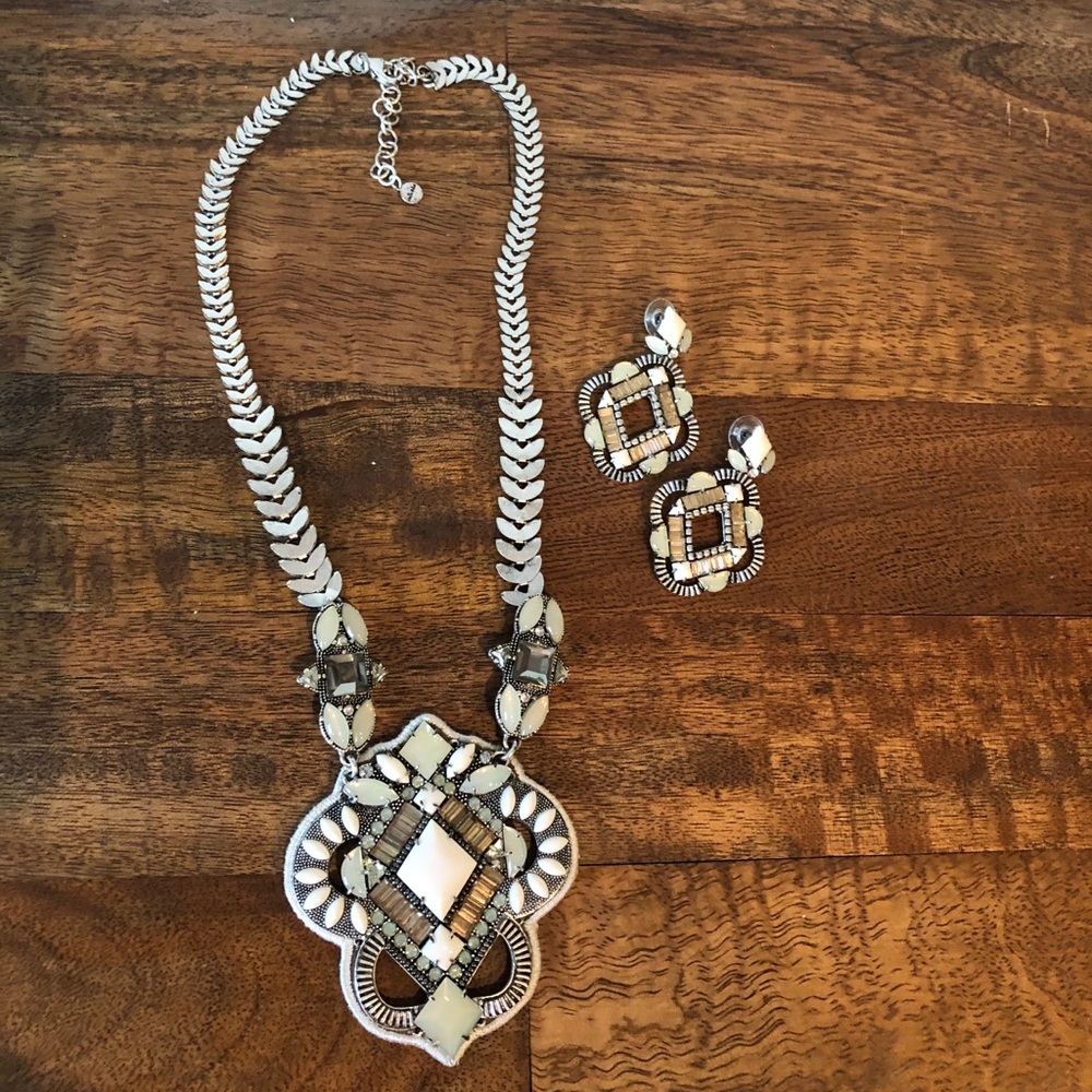Stella & Dot jewelry set